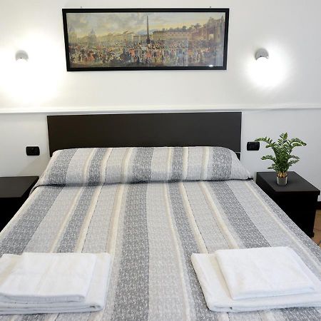 Gh Colosseum Rome Bagian luar foto