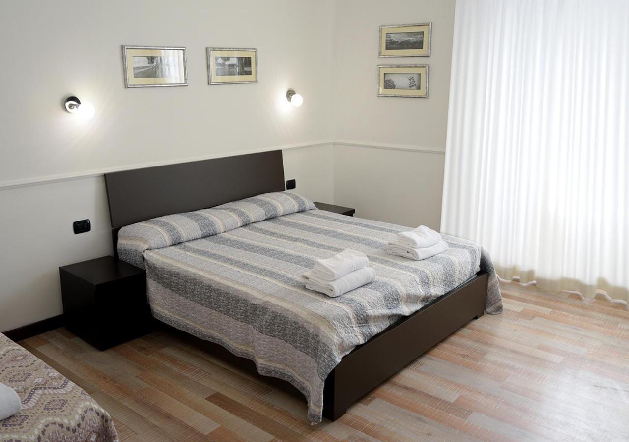 Gh Colosseum Rome Bagian luar foto
