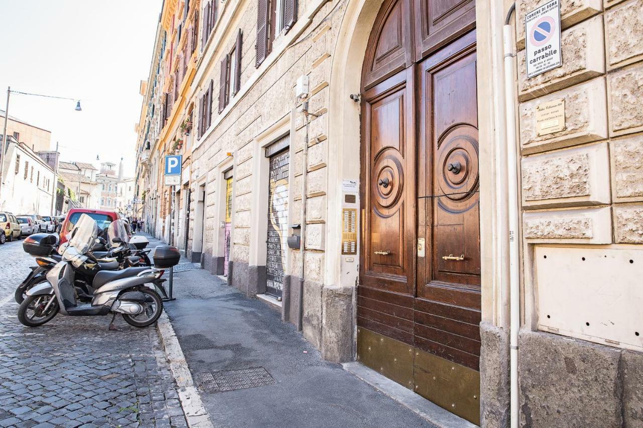Gh Colosseum Rome Bagian luar foto